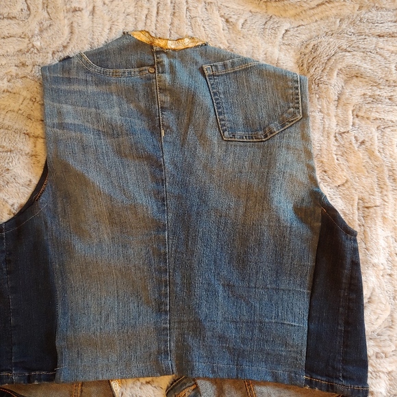 Cool Jean Vest - Picture 2 of 2